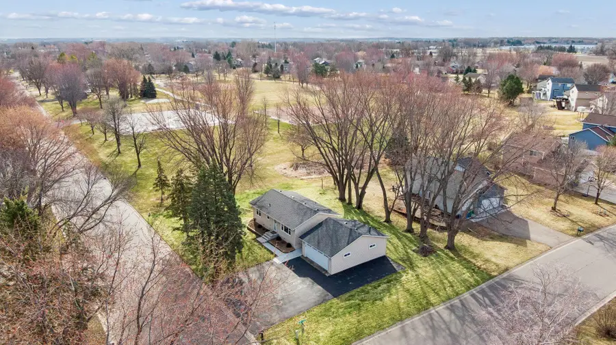 319 Walnut Avenue Sw, Saint Michael, MN 55376 - #2