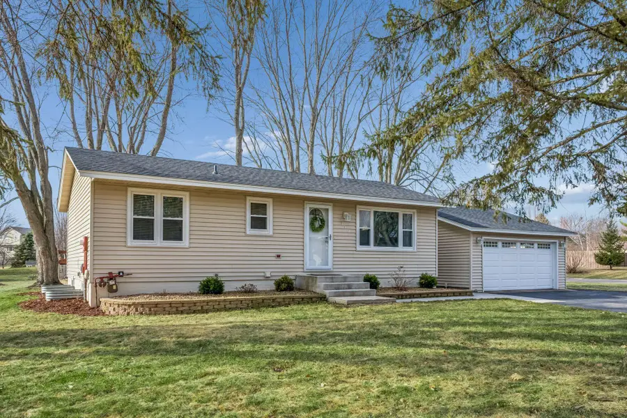 319 Walnut Avenue Sw, Saint Michael, MN 55376 - #3