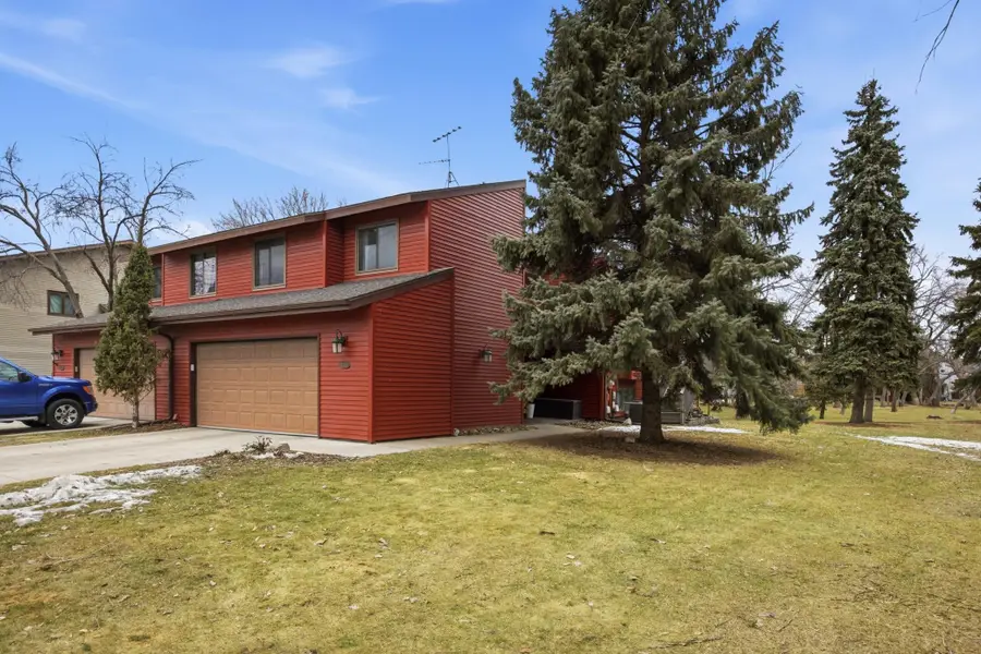 2301 N Flickertail Drive S, Fargo, ND 58103 - #2