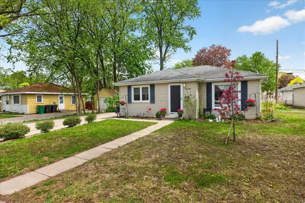 4506 Yates Avenue N, Crystal, MN 55422