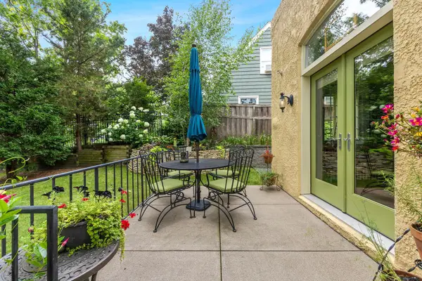 1204 Cedar Lake Road S, Minneapolis, MN 55416