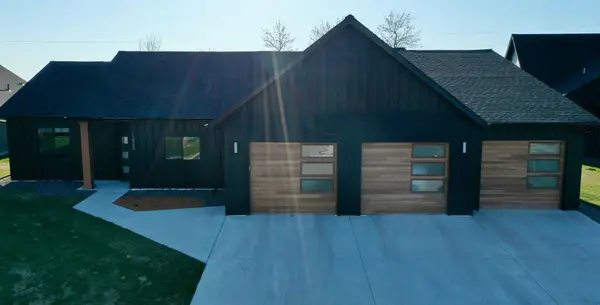 12989 134th Avenue Ne, Spicer, MN 56288