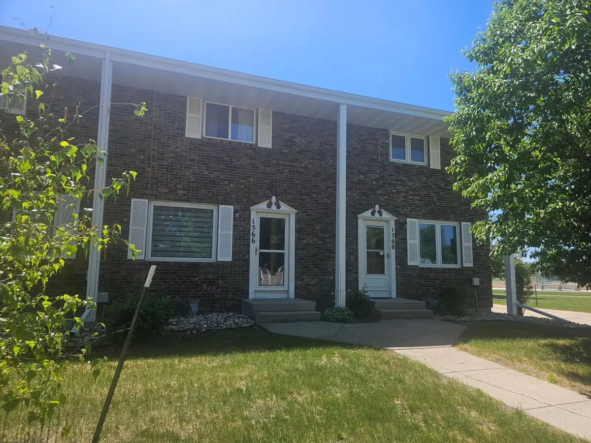 1566 27th Avenue S, Fargo, ND 58103 - #1