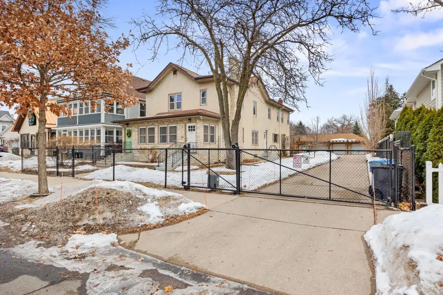 307 4th Street Ne, Minneapolis, MN 55413 - #3