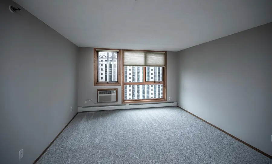 433 S 7th Street #1819, Minneapolis, MN 55415 - #2