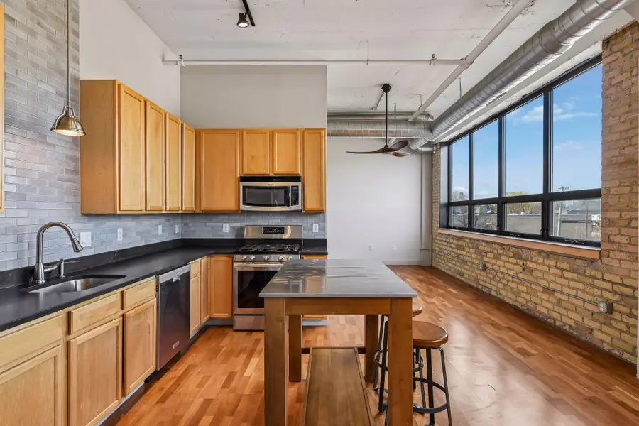 1701 Madison Street Ne #201, Minneapolis, MN 55413 - #3