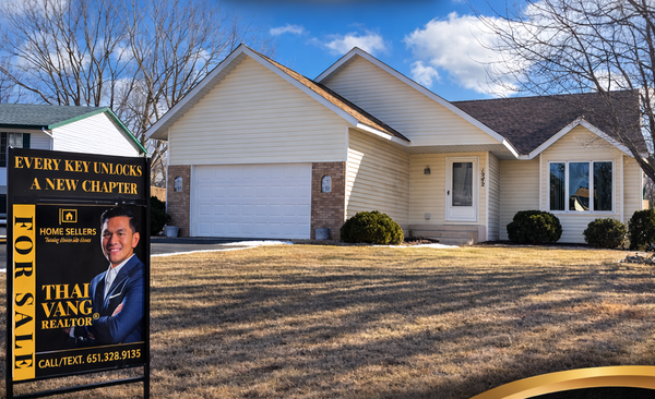 1242 Myrtle Street N, Saint Paul, MN 55119