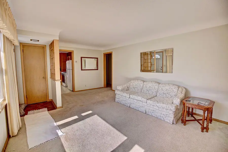 3420 26 1/2 Avenue N, Minneapolis, MN 55422 - #3