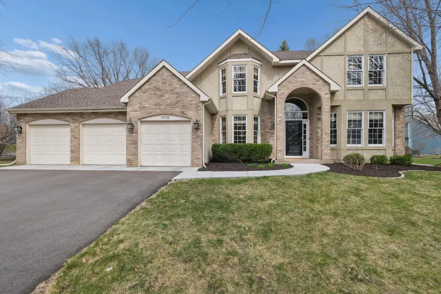 16332 Mayfield Drive, Eden Prairie, MN 55347 - #3