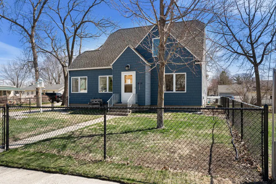 815 S Elm Avenue, Owatonna, MN 55060 - #2