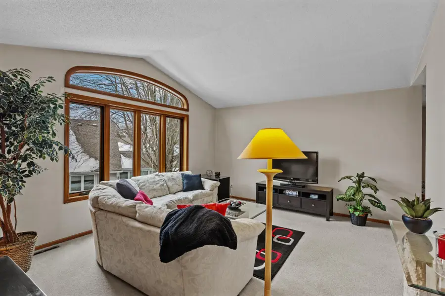 2559 Sumac Circle, Saint Paul, MN 55110 - #3