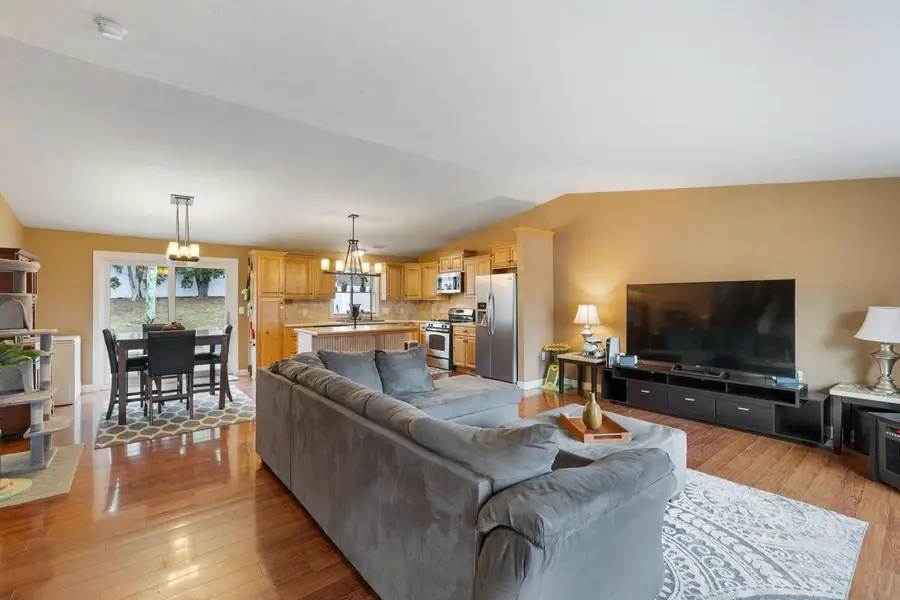 8196 Custers Trail, Inver Grove Heights, MN 55076 - #3