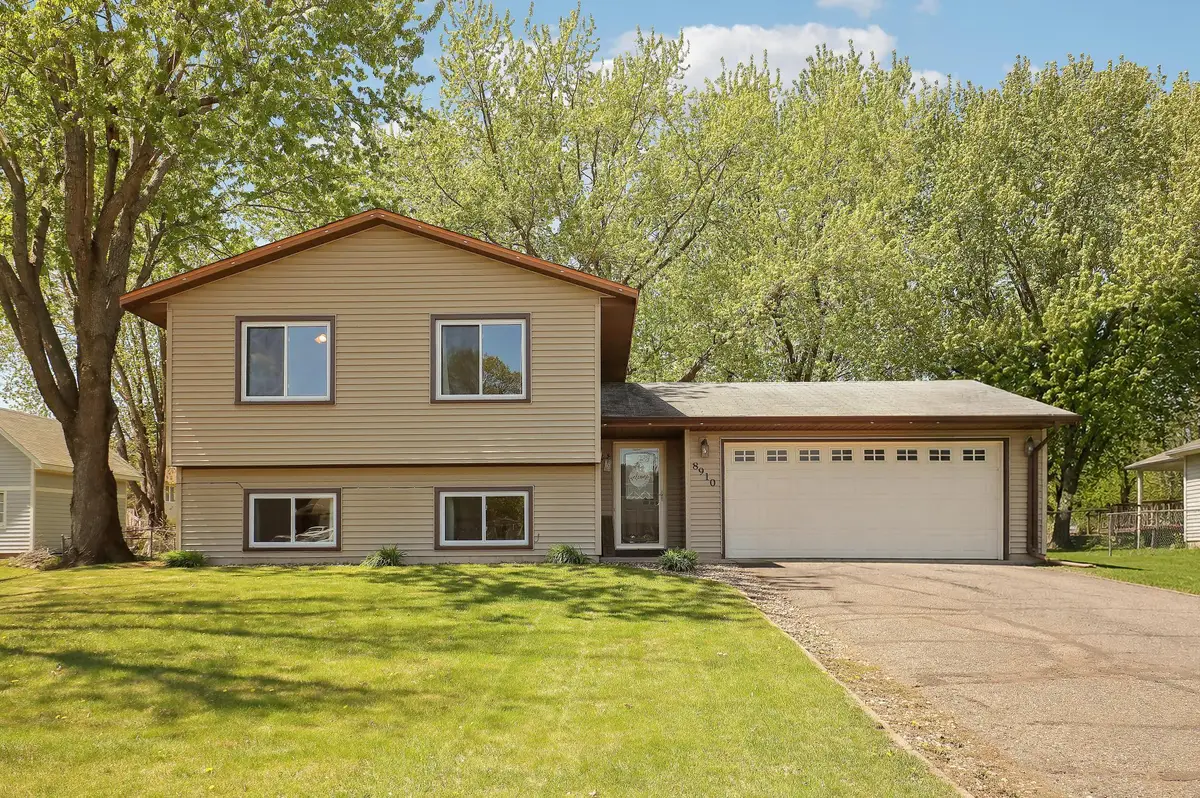 8910 Janero Avenue S, Cottage Grove, MN 55016 - #1