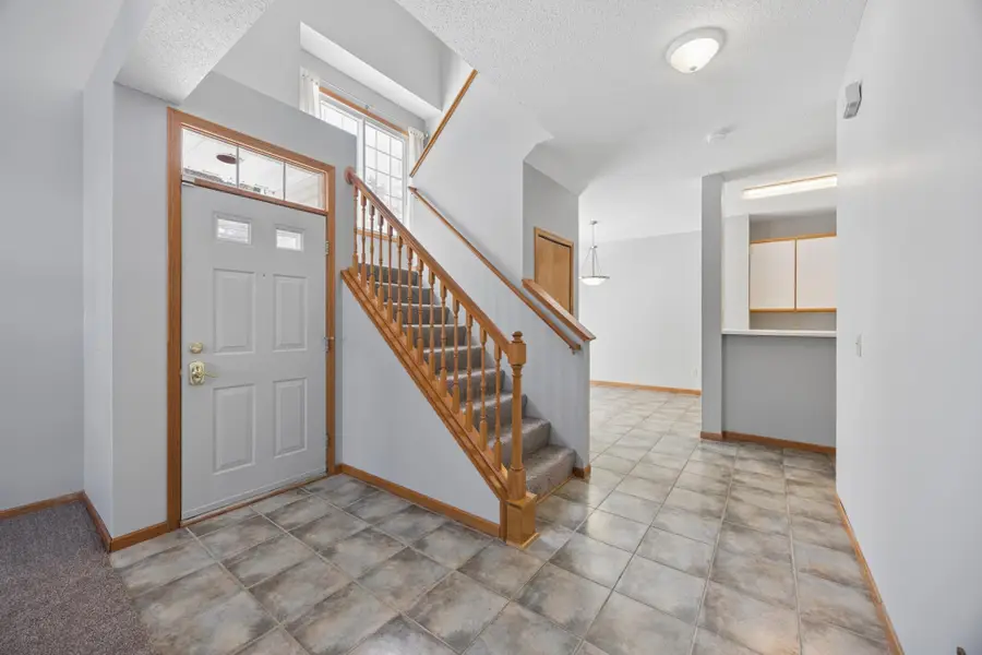 2711 Mallard Drive, Woodbury, MN 55125 - #3