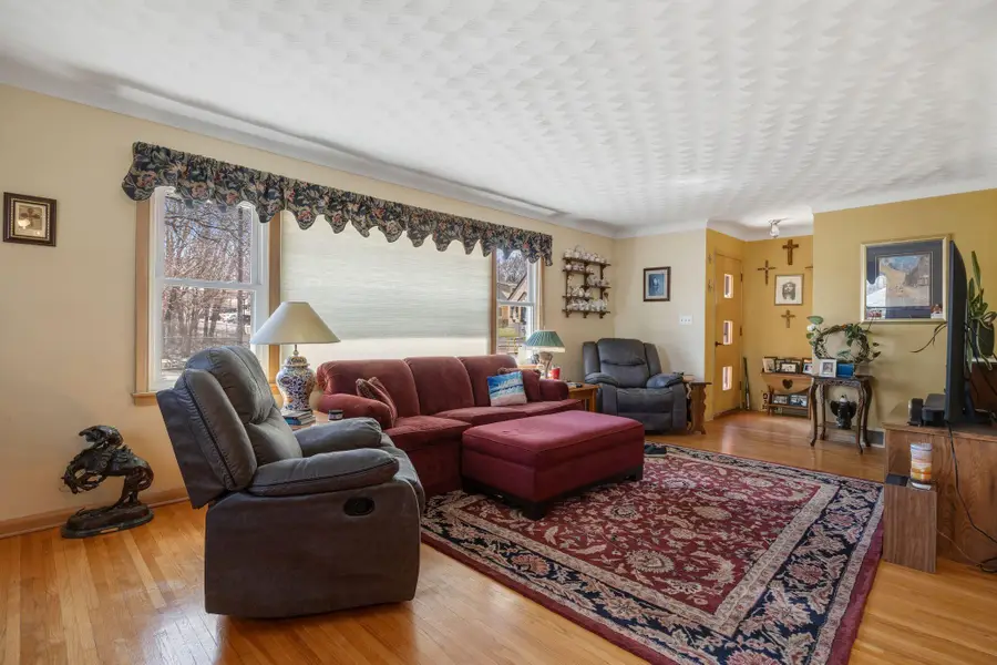 205 Baker Street W, Saint Paul, MN 55107 - #2