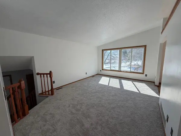 7581 23rd Street N, Saint Paul, MN 55128