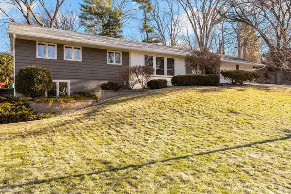 8134 Knoll Street N, Minneapolis, MN 55427