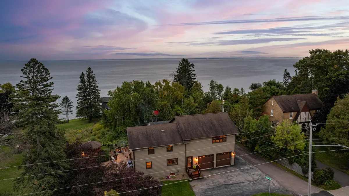 4 Lakeside Court, Duluth, MN 55804 - #1