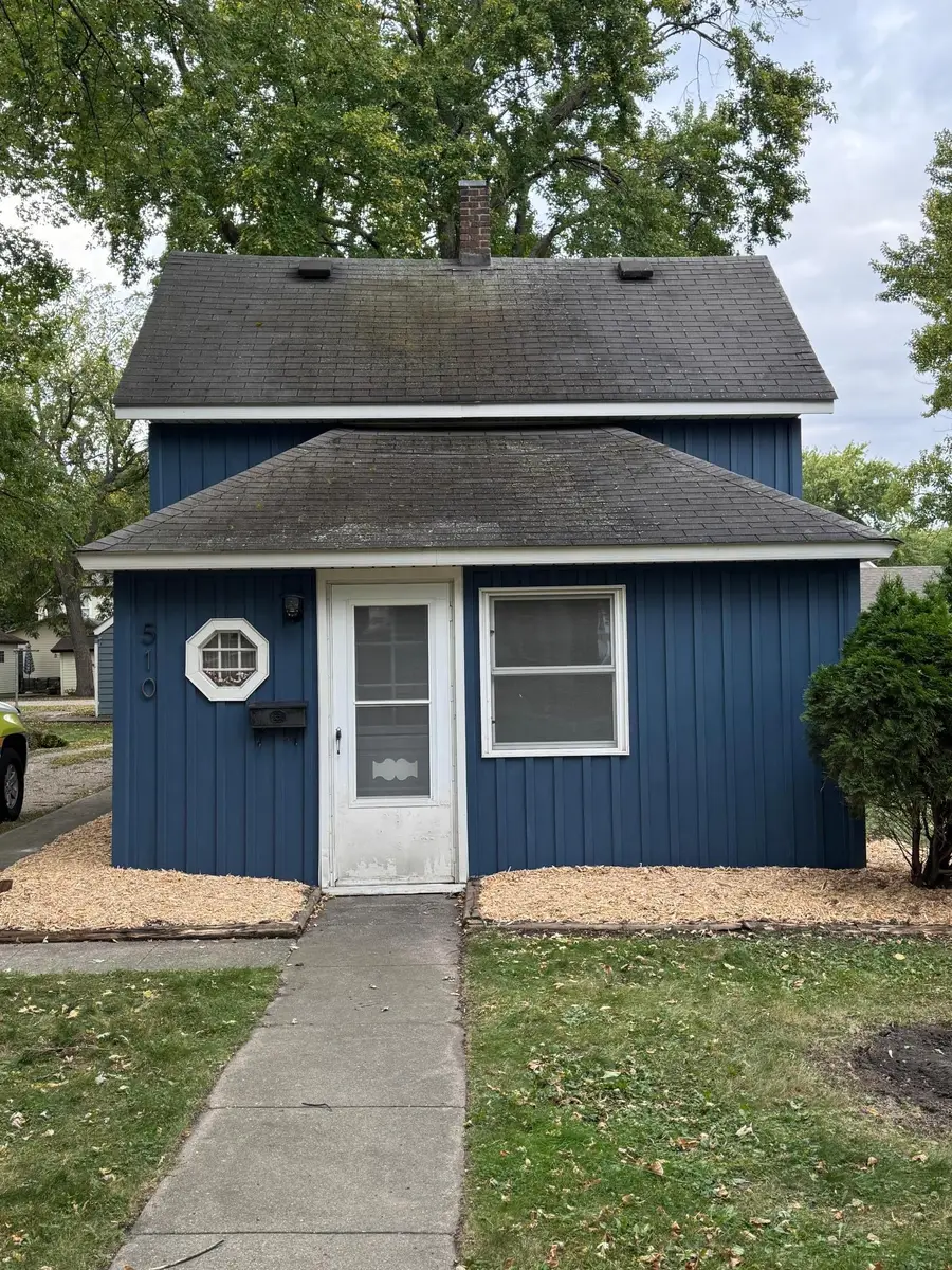 510 Monroe Street Se, Hutchinson, MN 55350 - #2