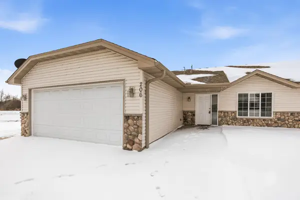 206 Appaloosa Court, Braham, MN 55006
