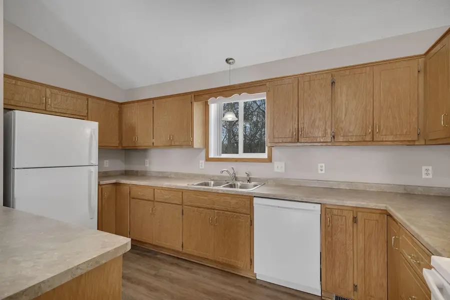216 Appaloosa Court, Braham, MN 55006 - #3