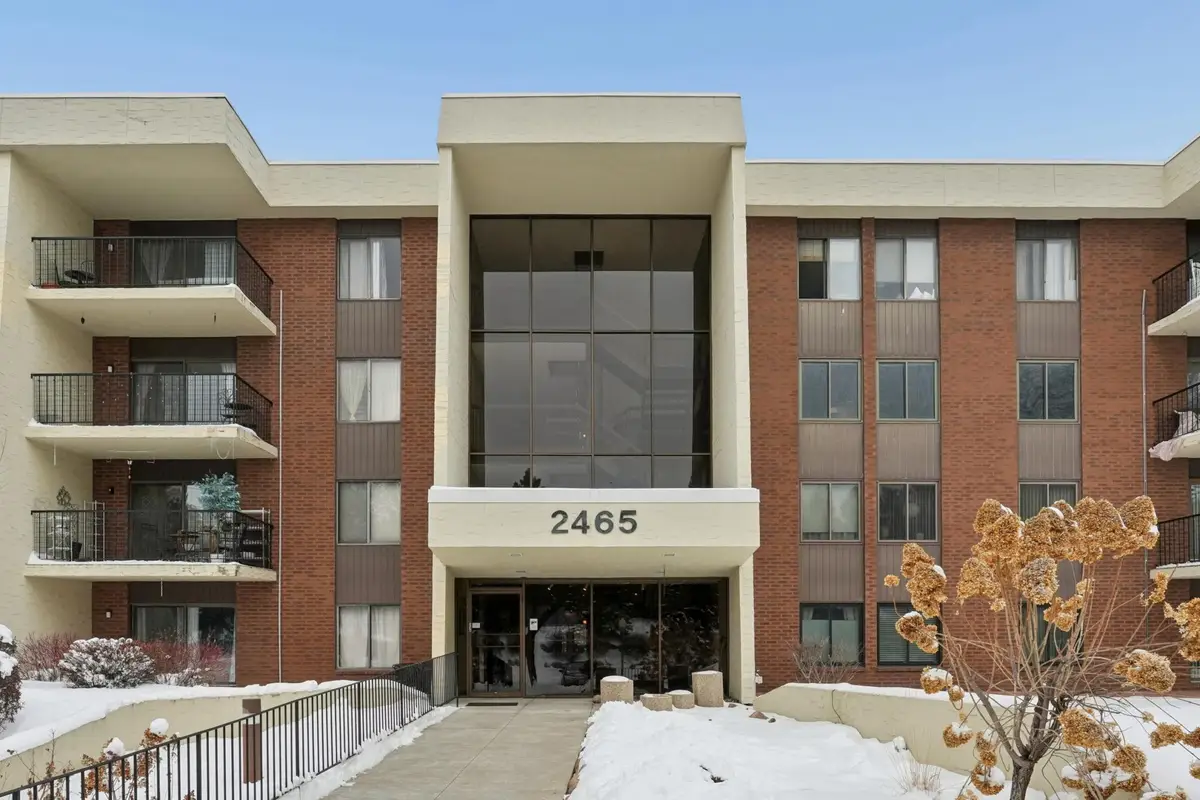 2465 Londin Lane E #401, Saint Paul, MN 55119 - #1