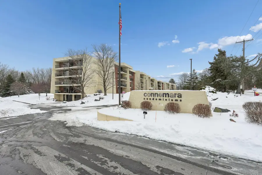 2465 Londin Lane E #401, Saint Paul, MN 55119 - #2