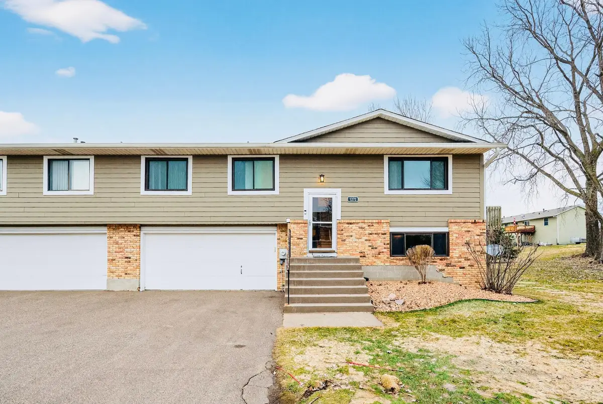 1272 Ferndale Street N, Saint Paul, MN 55119 - #1