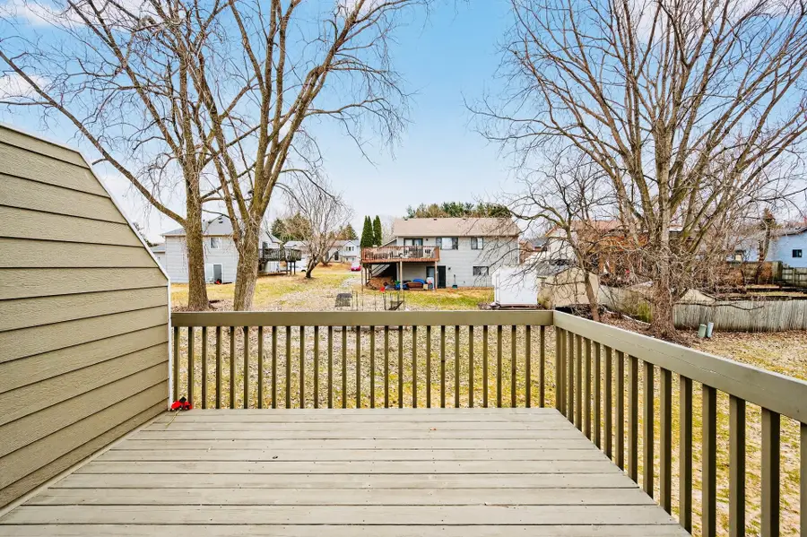 1272 Ferndale Street N, Saint Paul, MN 55119 - #2