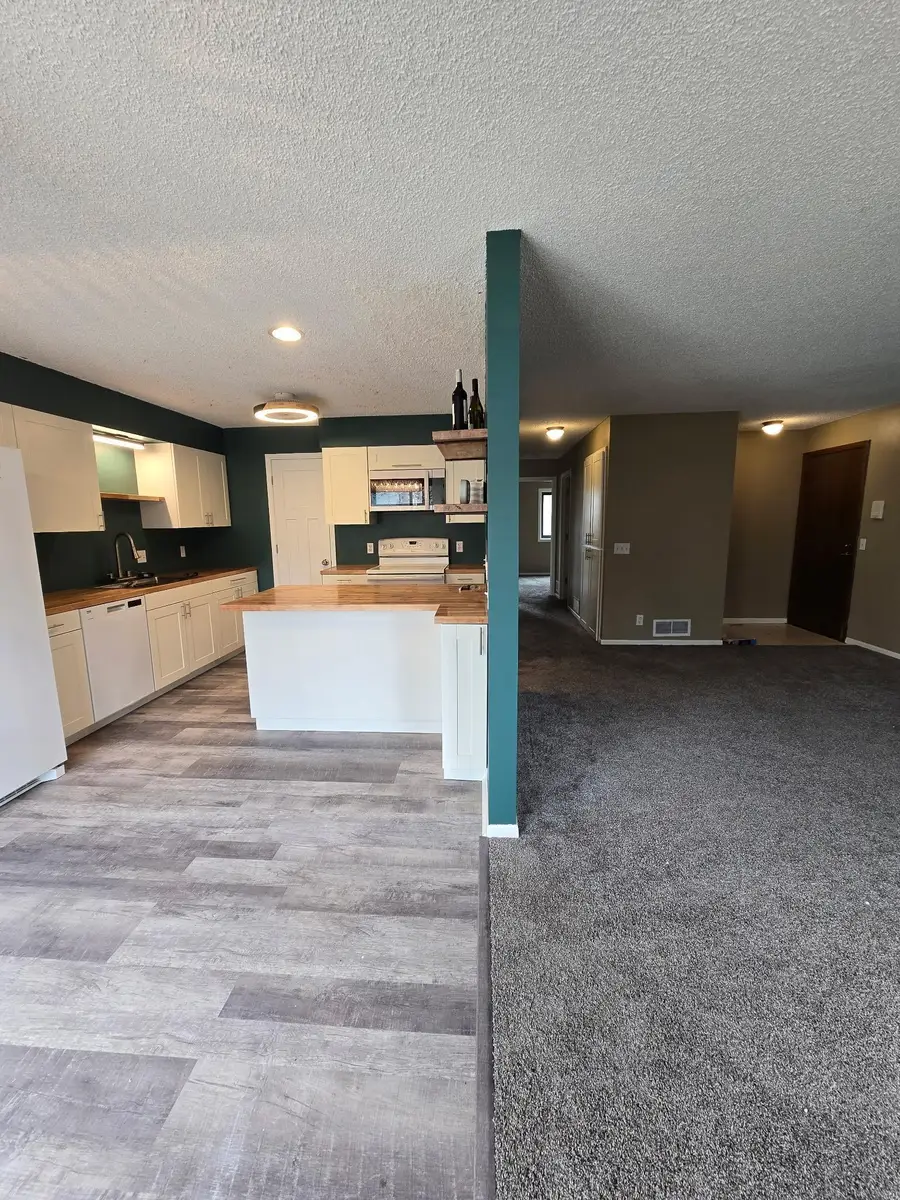 5 Crusader Avenue E #C, Saint Paul, MN 55118 - #2