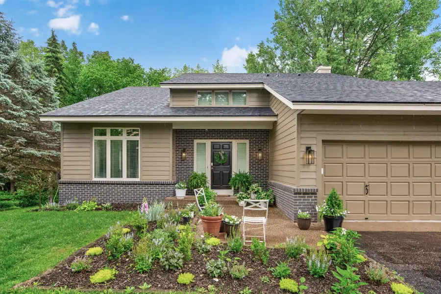 10261 Phaeton Drive, Eden Prairie, MN 55347 - #2