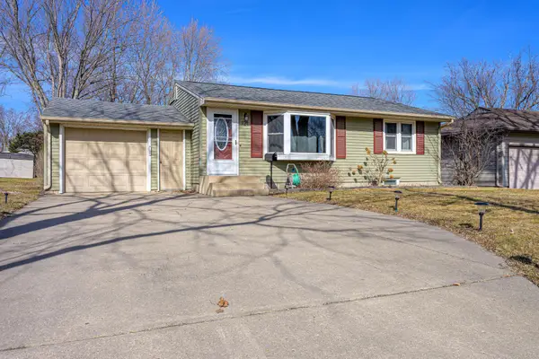 121 6th Avenue Ne, Hutchinson, MN 55350