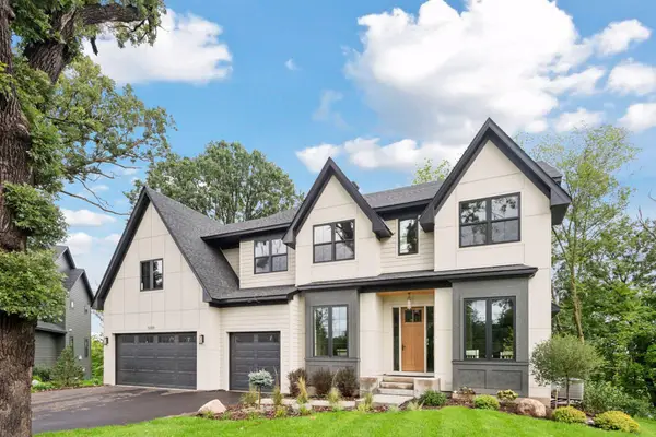 5571 Rolling Hills Parkway, Victoria, MN 55318