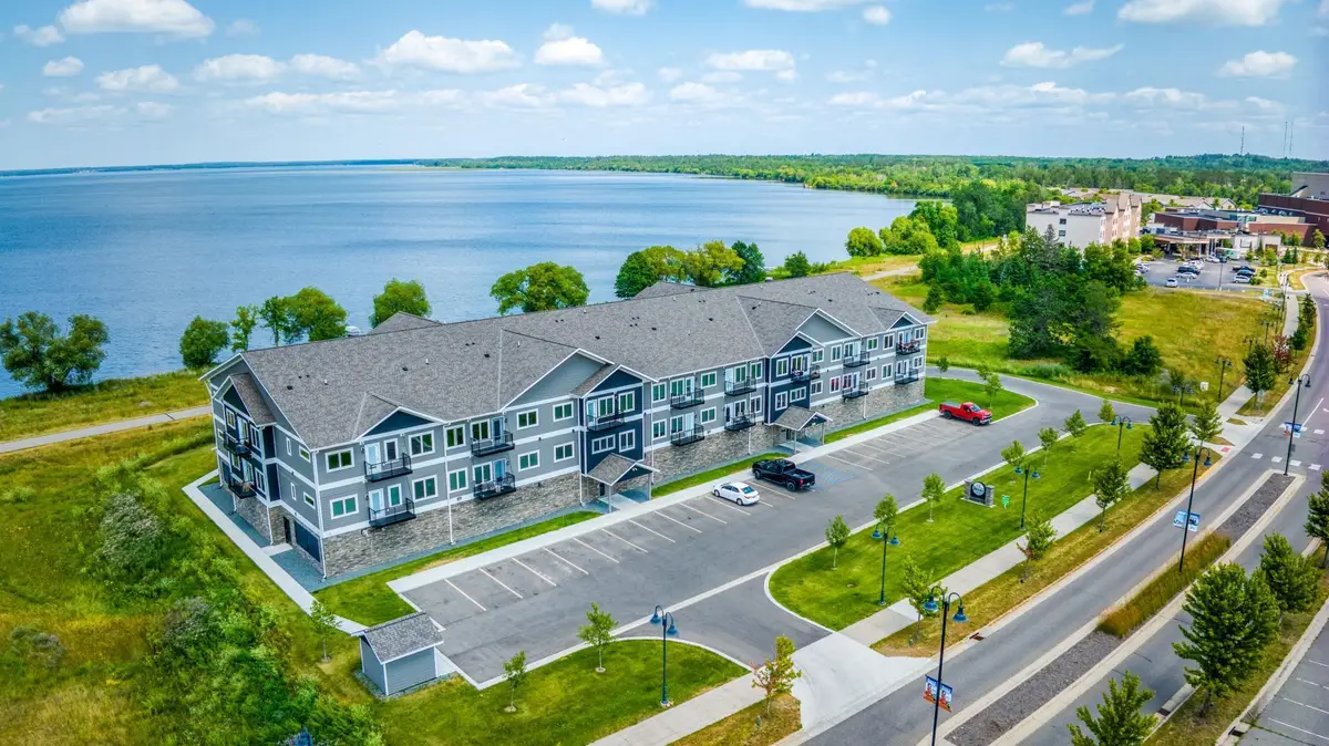 715 Lake Shore Drive Ne #100, Bemidji, MN 56601 - #1
