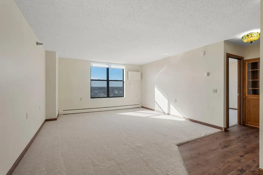 7600 Golden Valley Road #1004, Minneapolis, MN 55427 - #2