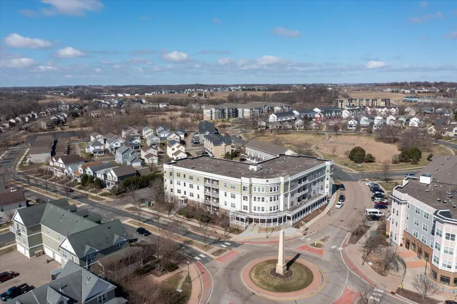 114200 Hundertmark Road #212, Chaska, MN 55318 - #3