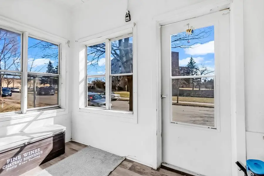 922 N Woodbridge Street, Saint Paul, MN 55117 - #3