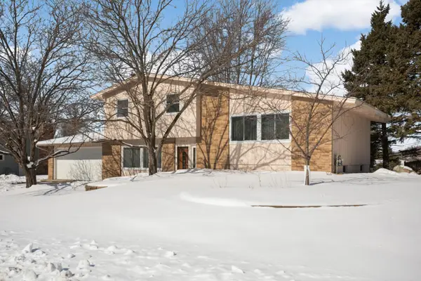 3141 Hillsboro Avenue N, Minneapolis, MN 55427