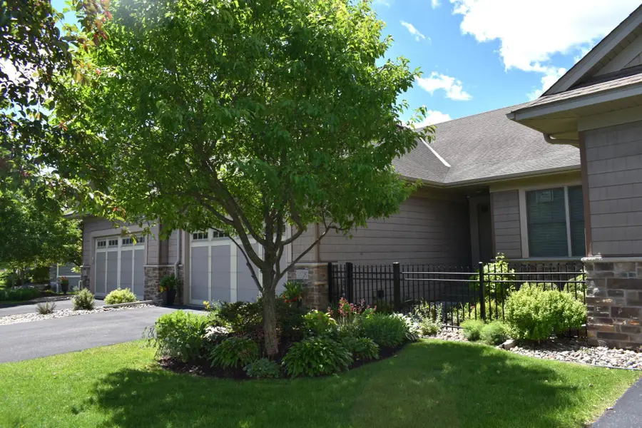 10726 Lyndale Bluffs Trail, Minneapolis, MN 55420 - #3