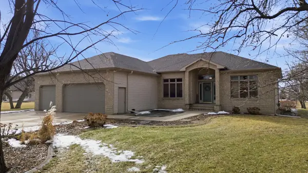 7209 Maple Lane, Horace, ND 58047