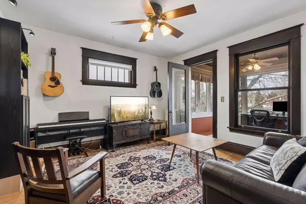 722 Grand Avenue #D, Saint Paul, MN 55105