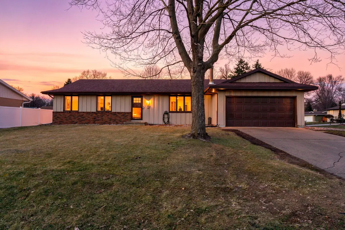 8606 88th Street S, Cottage Grove, MN 55016 - #1