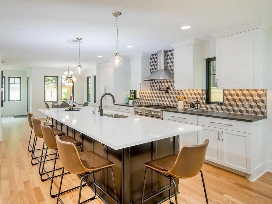 1368 Eleanor Avenue, Saint Paul, MN 55116 - #2