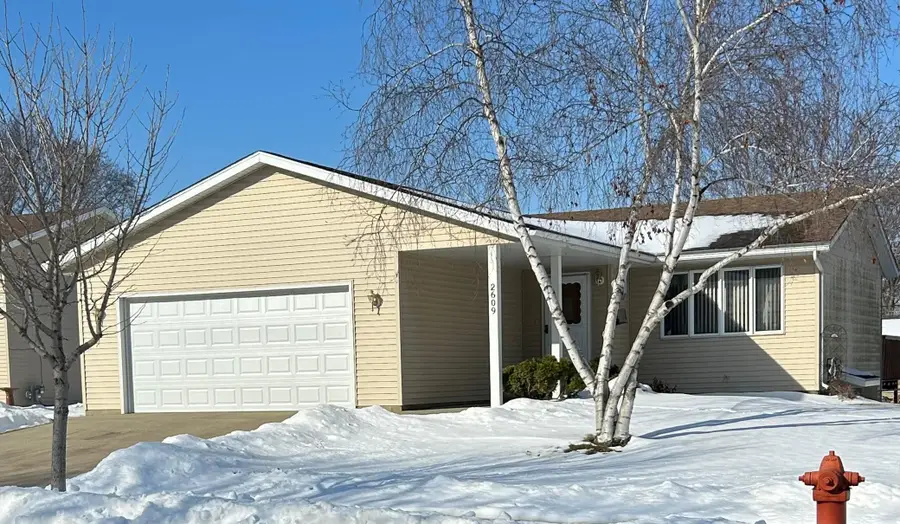 2609 20th Avenue Se, Rochester, MN 55904 - #2