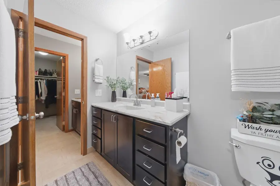 3914 Brookdale Circle N, Minneapolis, MN 55443 - #3