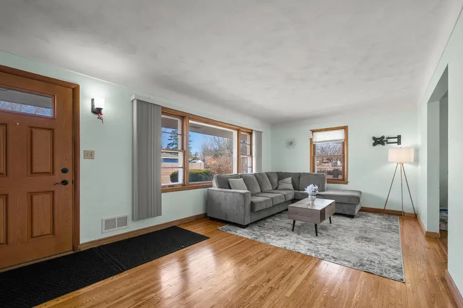 1236 Roma Avenue, Saint Paul, MN 55113 - #2