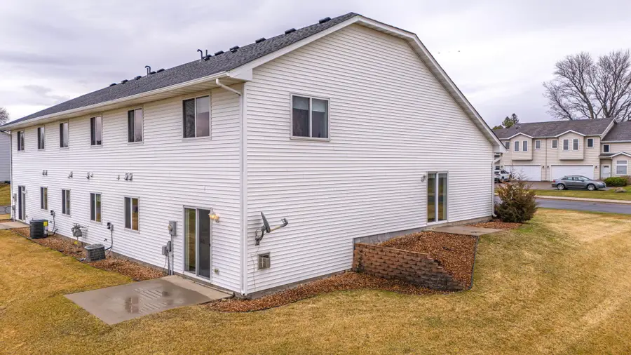 803 1st Street Nw, New Prague, MN 56071 - #3