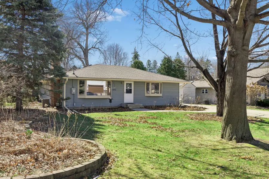 1988 Eldridge Avenue W, Roseville, MN 55113 - #3