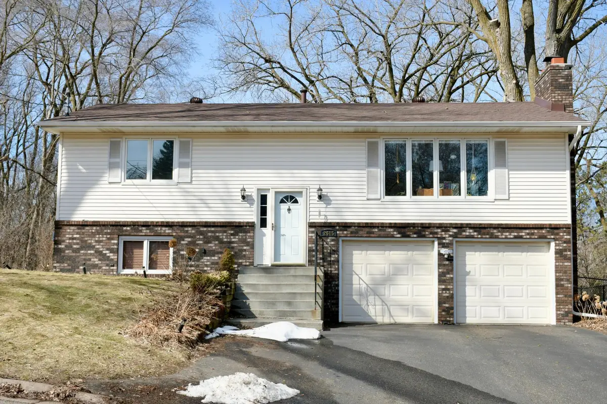 2615 Flandrau Street N, Maplewood, MN 55109 - #1