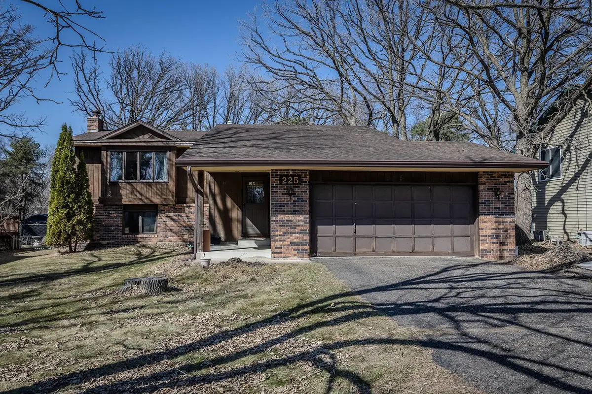 225 106th Avenue Nw, Coon Rapids, MN 55448 - #1